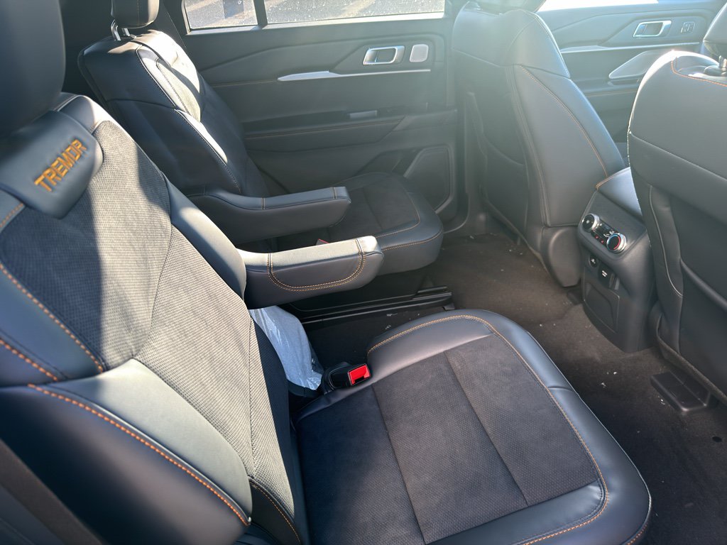 2026 Ford Explorer Tremor - Photo 17