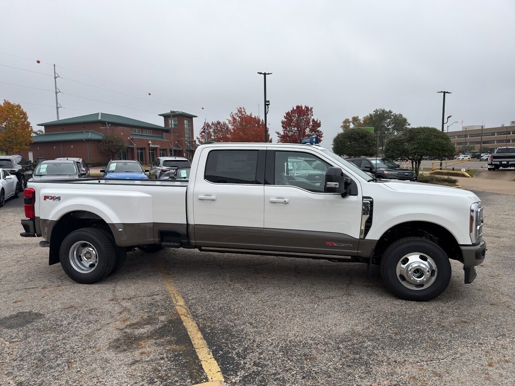 New 2026 Ford F-350 Truck Crew Cab