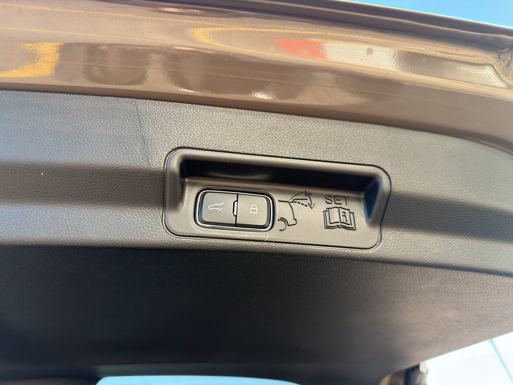 2026 Ford Explorer Tremor - Photo 23