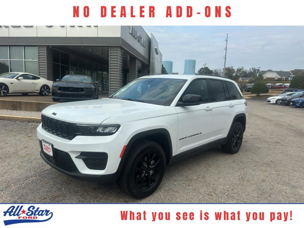 Used 2024 Jeep Grand Cherokee Altitude SUV