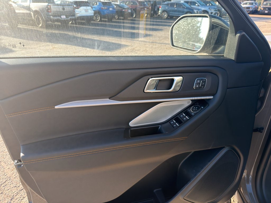 2026 Ford Explorer Tremor - Photo 28