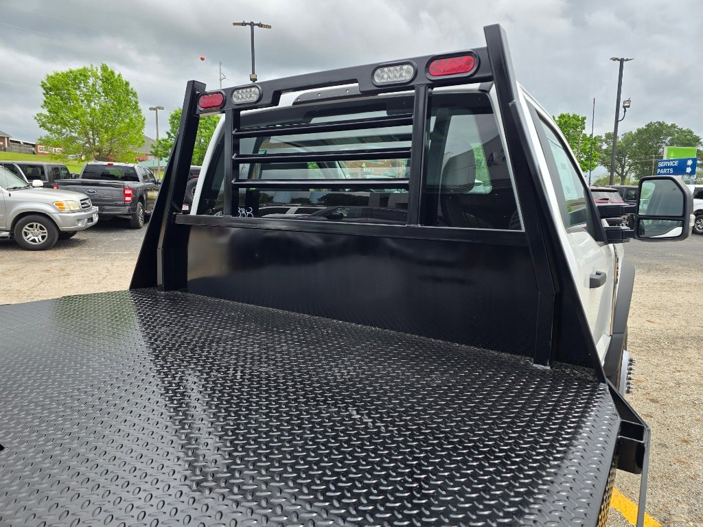2026 Ford F-450 Super Duty Chassis Cab XL - Photo 17