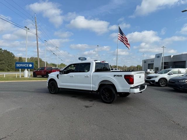 2024 Ford F-150 XLT photo 2