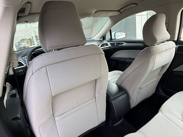2018 Ford Fusion Hybrid S - Photo 14