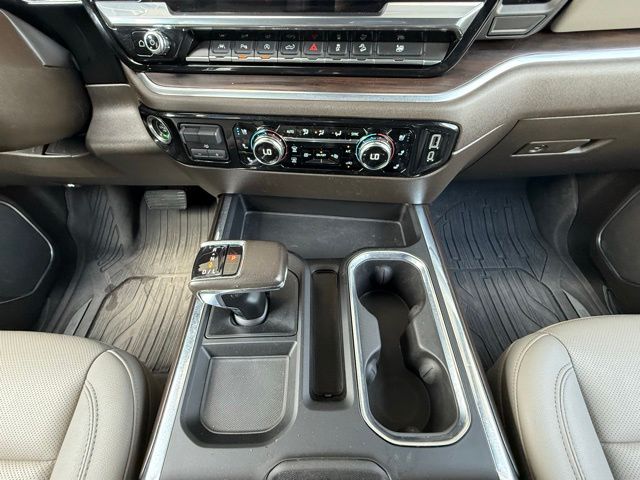 2022 GMC Sierra 1500 SLT - Photo 26