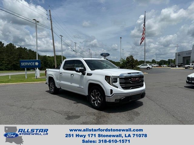 2022 GMC Sierra 4WD Crew Cab Short Box SLT's photo