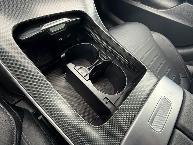 2025 Mercedes-Benz C-Class Sedan C 300 - Photo 26
