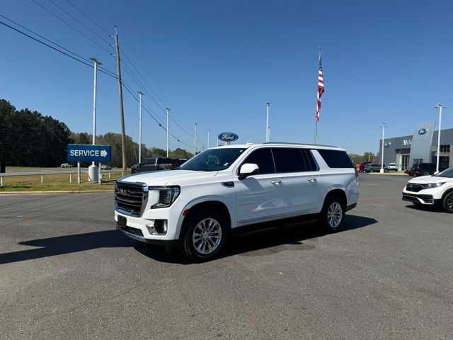 2021 Gmc Yukon XL photo 3