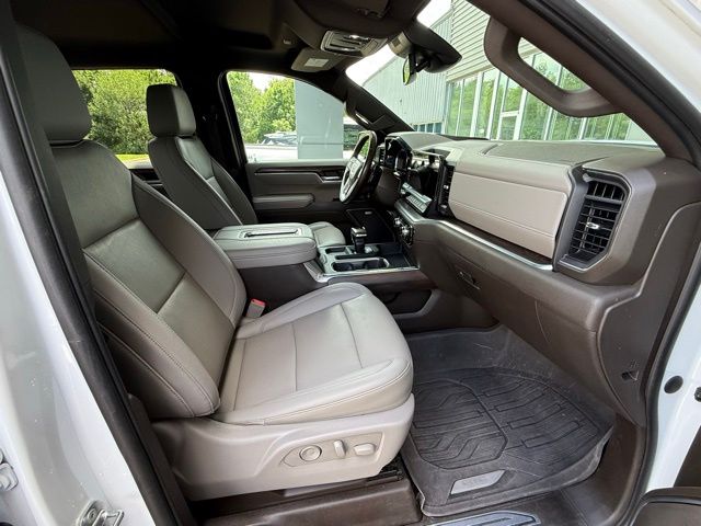 2022 GMC Sierra 1500 SLT - Photo 18