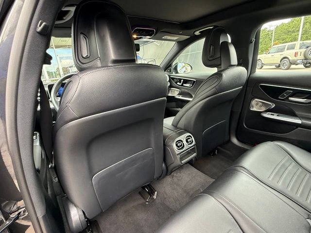 2025 Mercedes-Benz C-Class Sedan C 300 - Photo 15