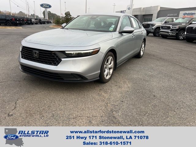 2024 Honda Accord LX's photo