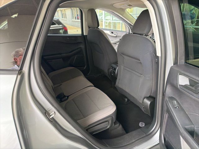2022 Ford Escape SE - Photo 17