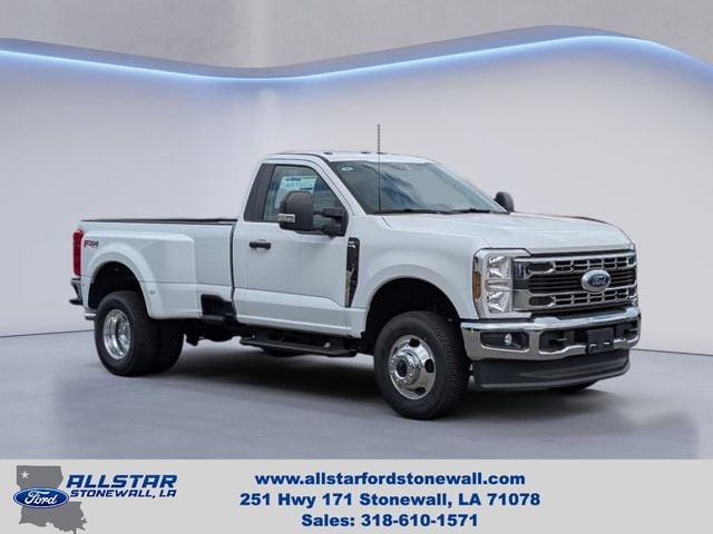 2025 Ford F-350 Base's photo