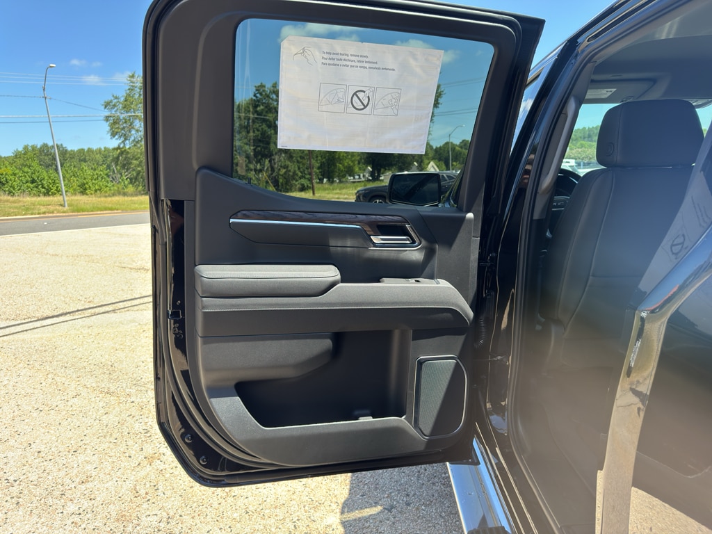 2026 GMC Sierra 1500 SLT - Photo 14