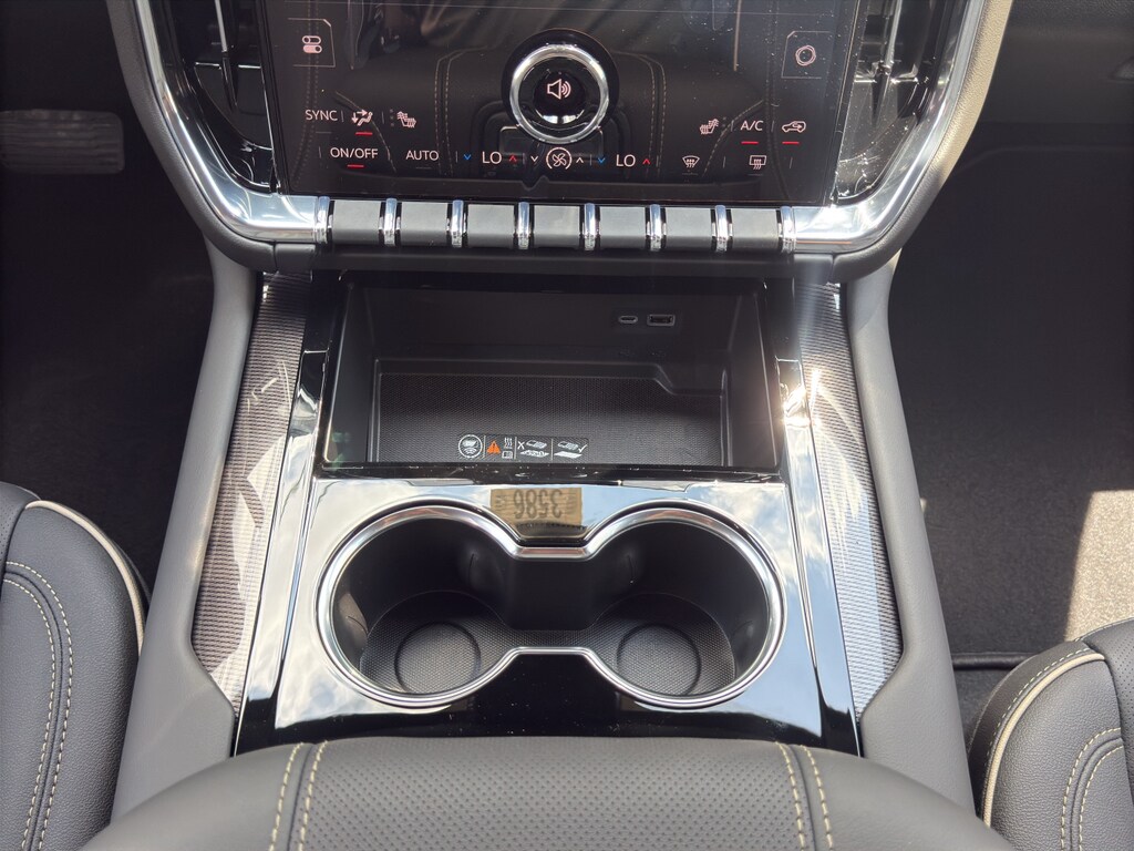 2026 GMC Yukon Elevation - Photo 15