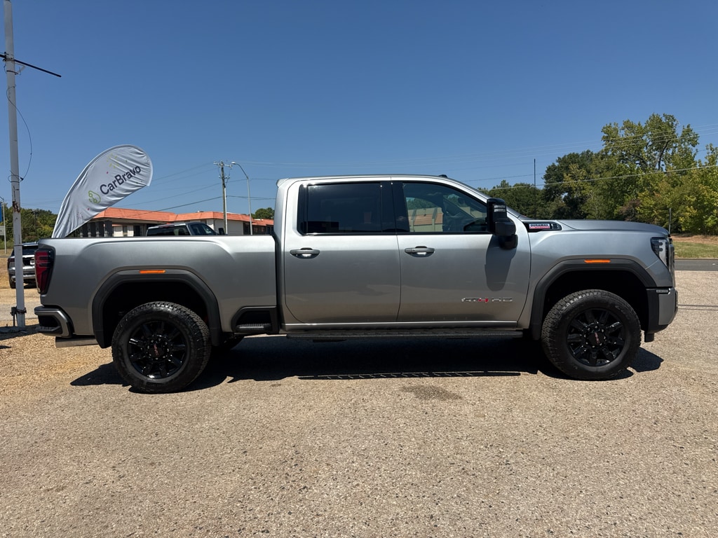2026 GMC Sierra 2500HD AT4 - Photo 17