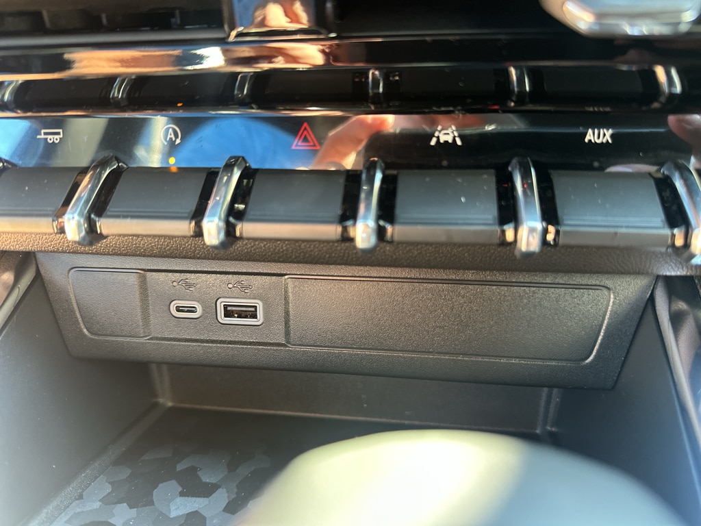 2026 GMC Canyon Elevation - Photo 29