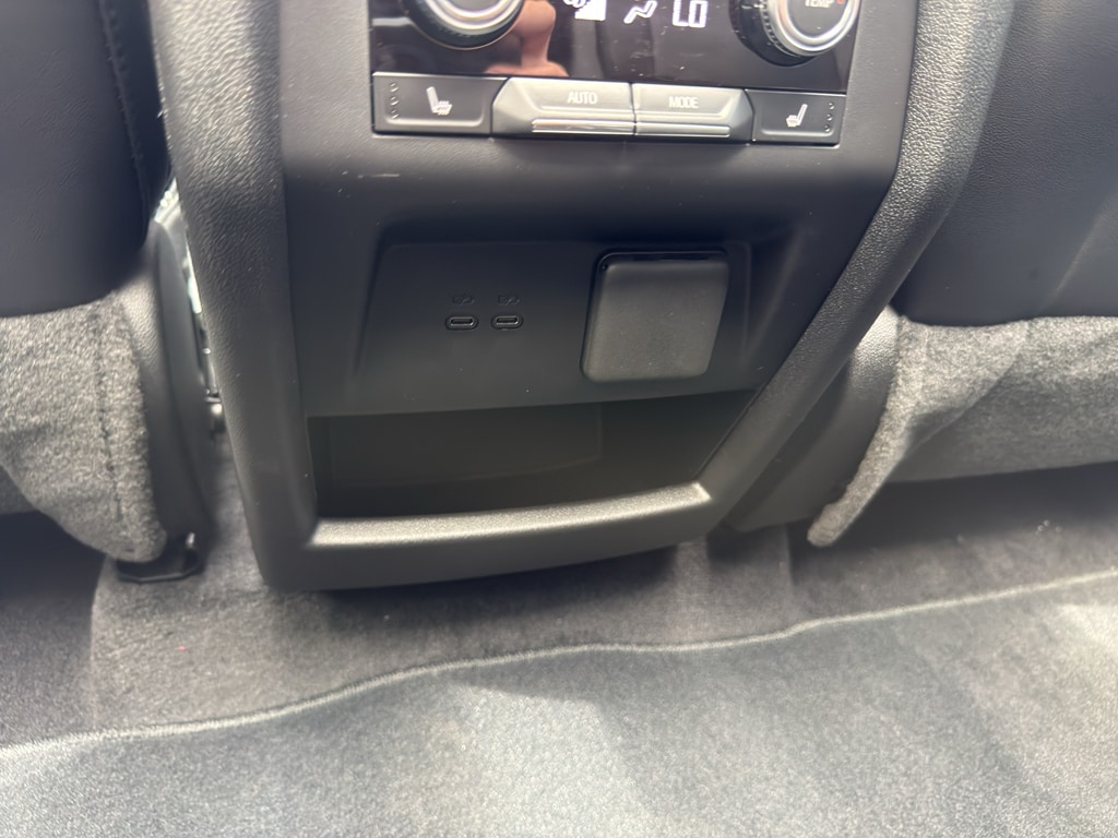 2026 GMC Acadia Elevation - Photo 40