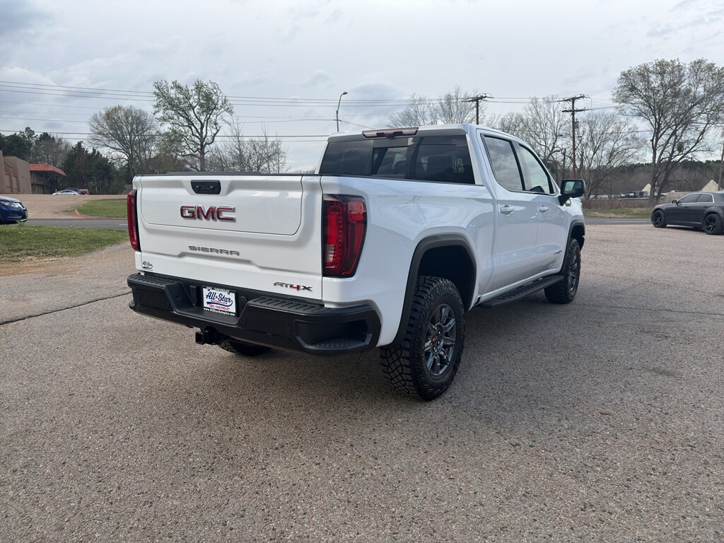 2026 GMC Sierra 1500 AT4X - Photo 12
