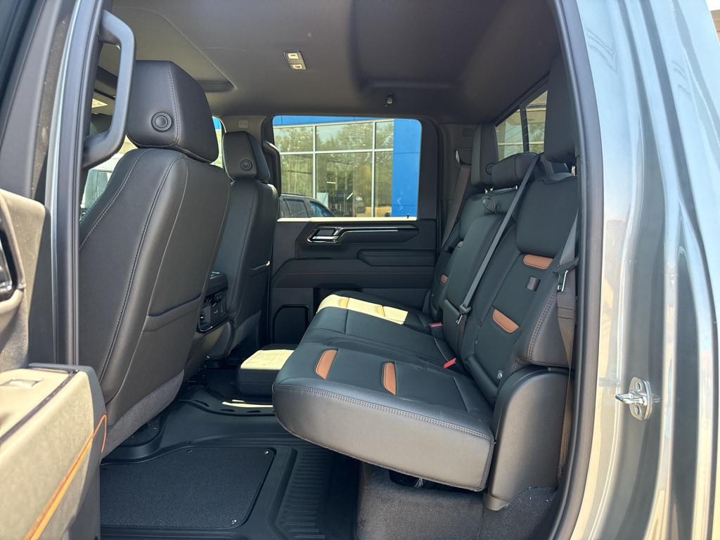 2026 GMC Sierra 2500HD AT4 - Photo 6
