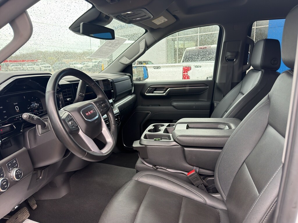 Used 2025 GMC Sierra 1500 SLT Truck