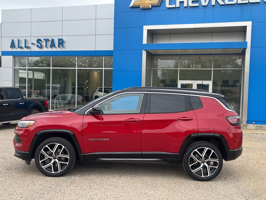 Used 2025 Jeep Compass Limited SUV