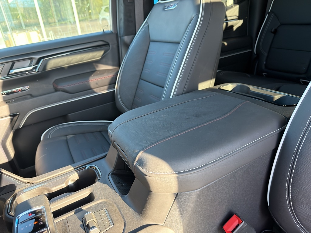 2026 GMC Sierra 1500 AT4X - Photo 28