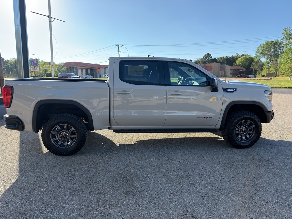 2026 GMC Sierra 1500 AT4X - Photo 14