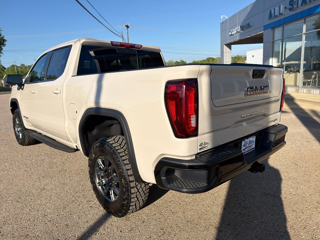 2026 GMC Sierra 1500 AT4X - Photo 8