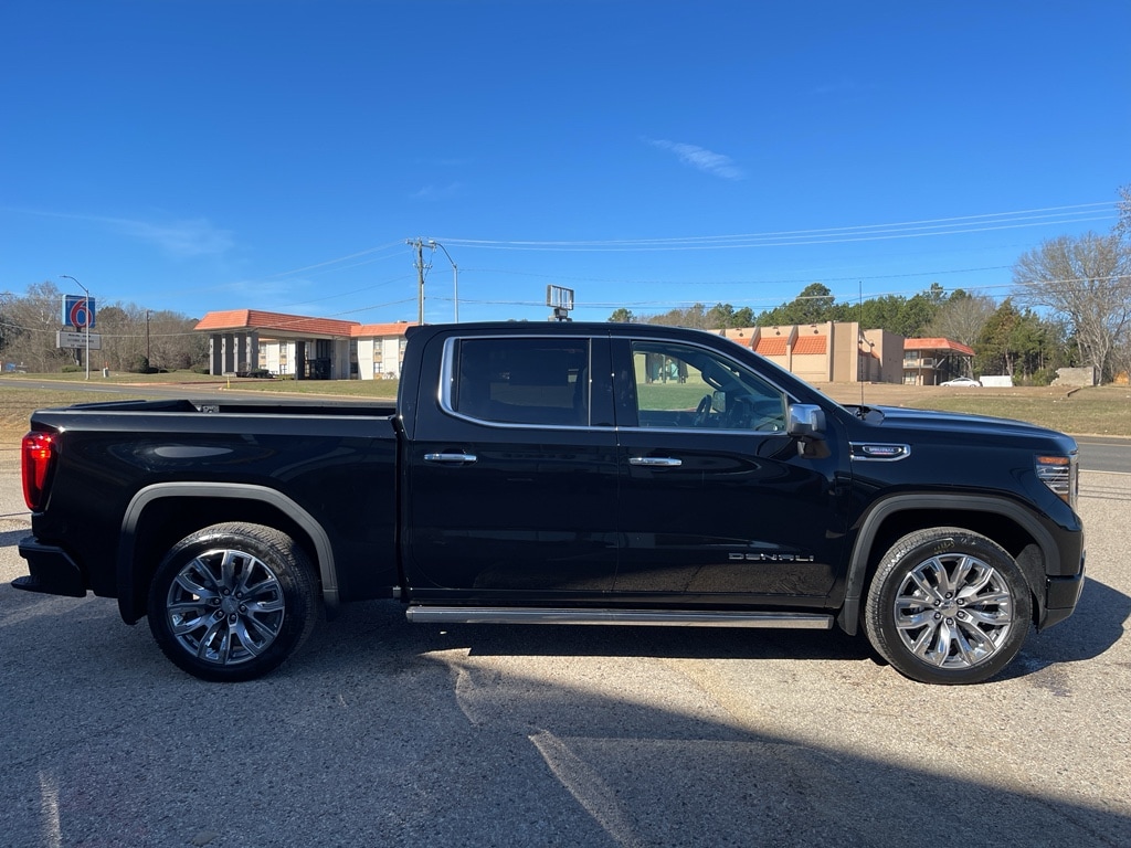 2026 GMC Sierra 1500 Denali - Photo 12
