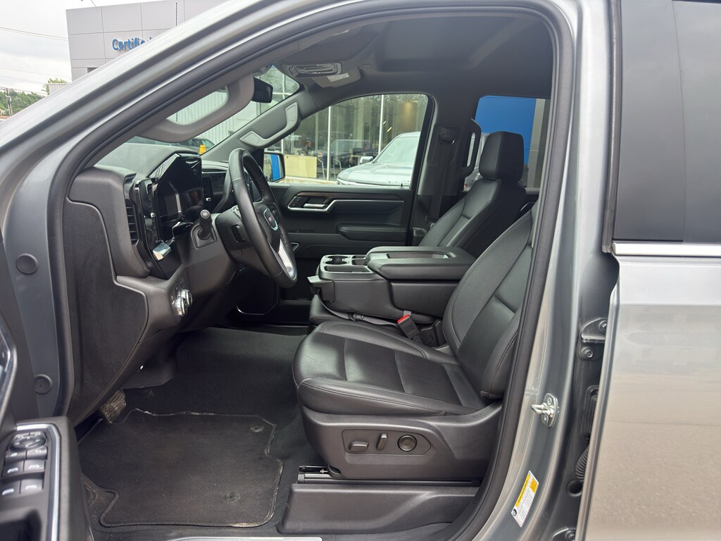 Used 2025 GMC Sierra 1500 SLT Truck