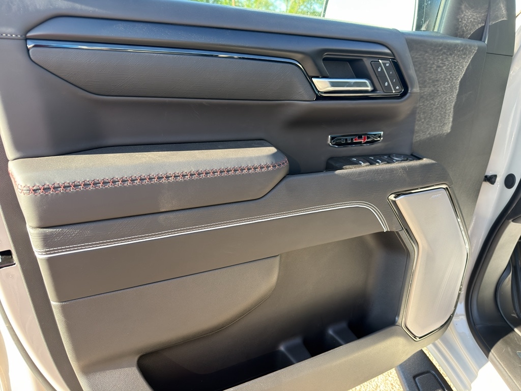 2026 GMC Sierra 1500 AT4X - Photo 17