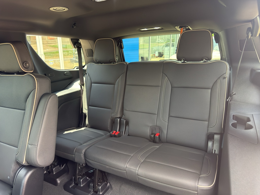 2026 GMC Yukon Elevation - Photo 21