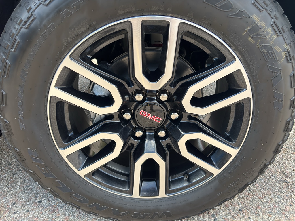 2026 GMC Sierra 1500 AT4 - Photo 10