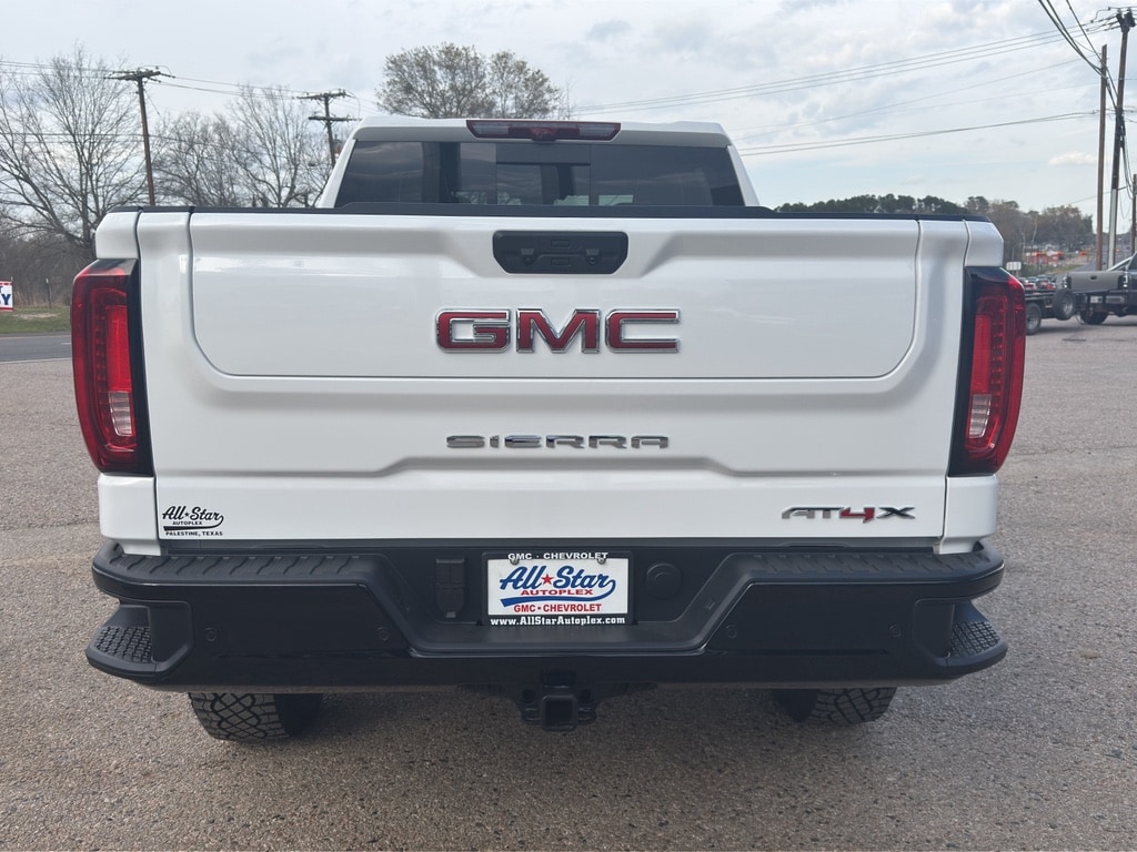 2026 GMC Sierra 1500 AT4X - Photo 11