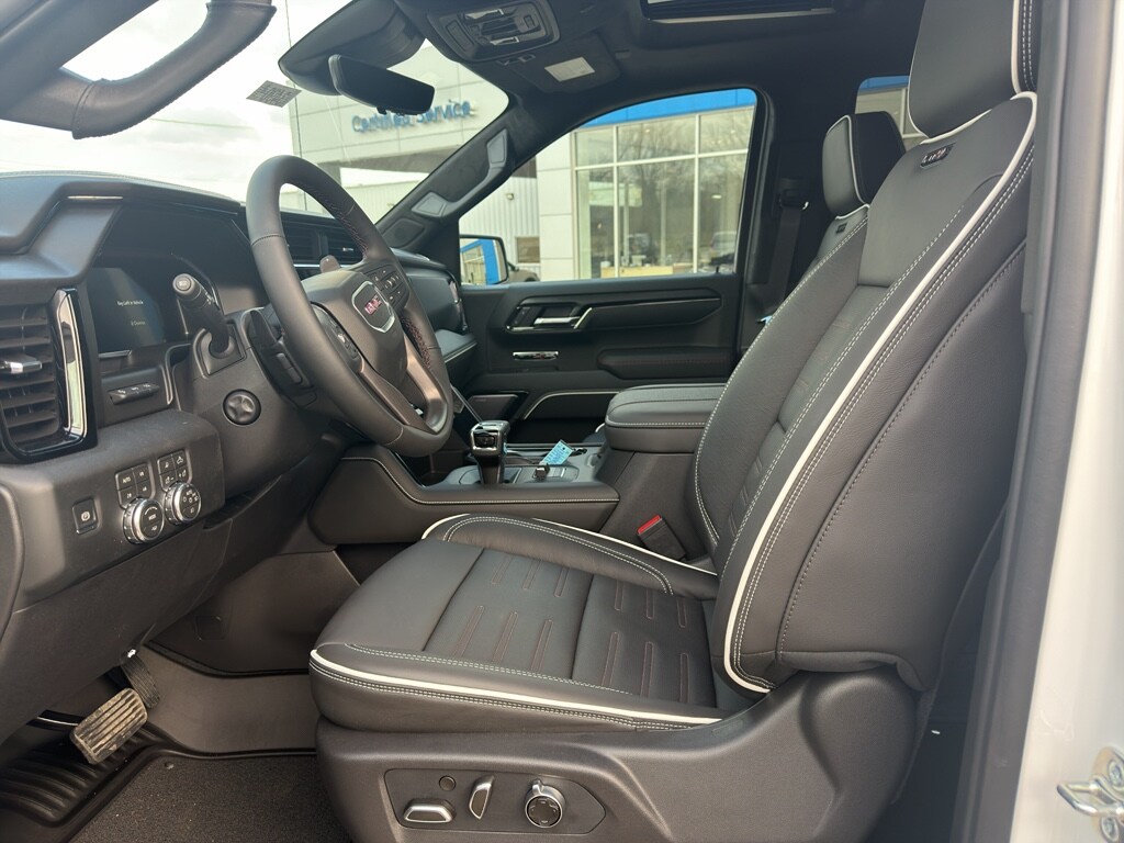 2026 GMC Sierra 1500 AT4X - Photo 6