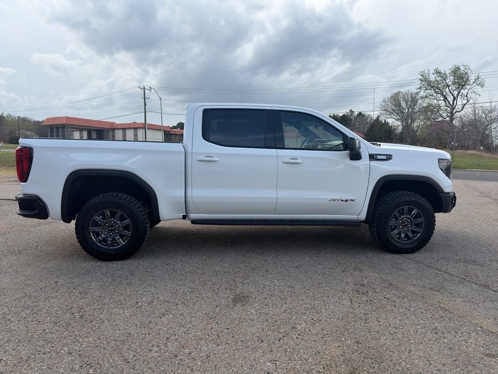 2026 GMC Sierra 1500 AT4X - Photo 13
