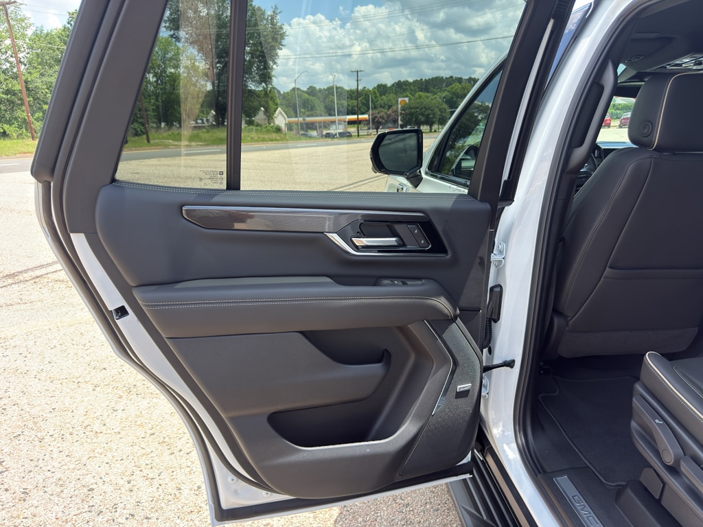 2026 GMC Yukon Elevation - Photo 20