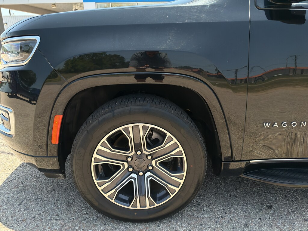 Used 2024 Jeep Wagoneer L Series II SUV