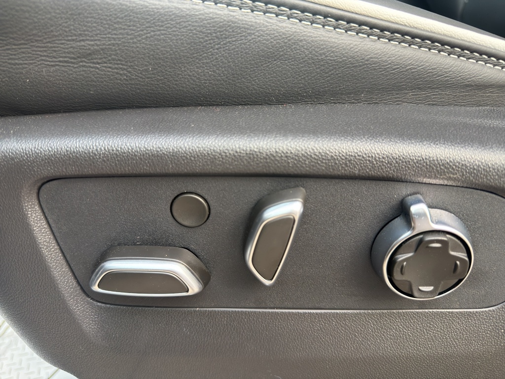 2026 GMC Sierra 1500 AT4X - Photo 32