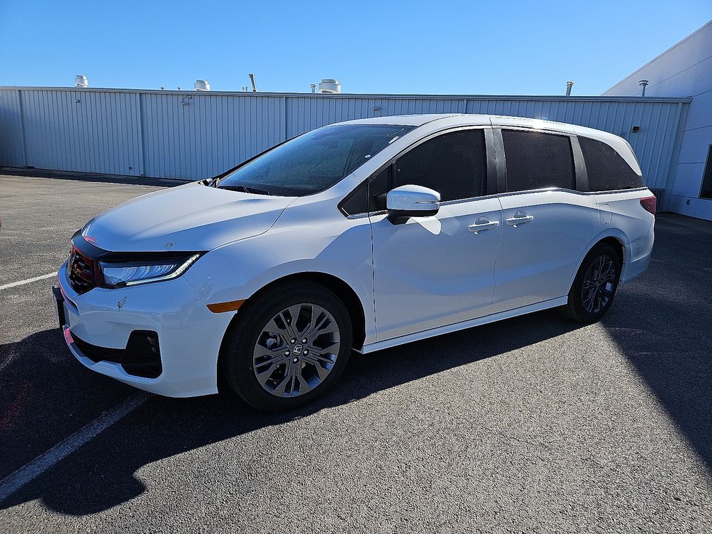 2026 Honda Odyssey Touring photo 2