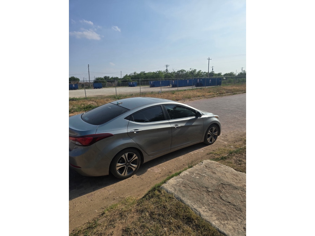 2015 Hyundai Elantra 2.0 Sport A/T's photo