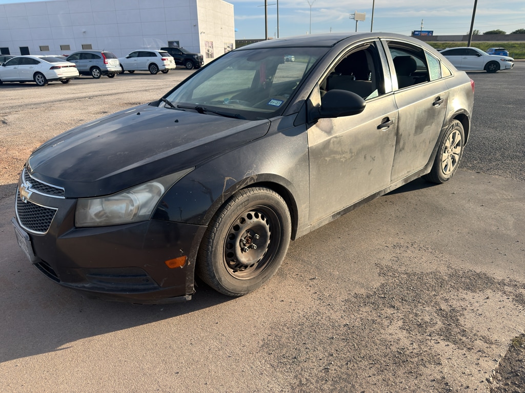 2014 Chevrolet Cruze LS Auto's photo
