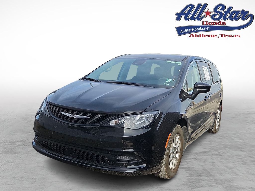 2024 Chrysler Voyager