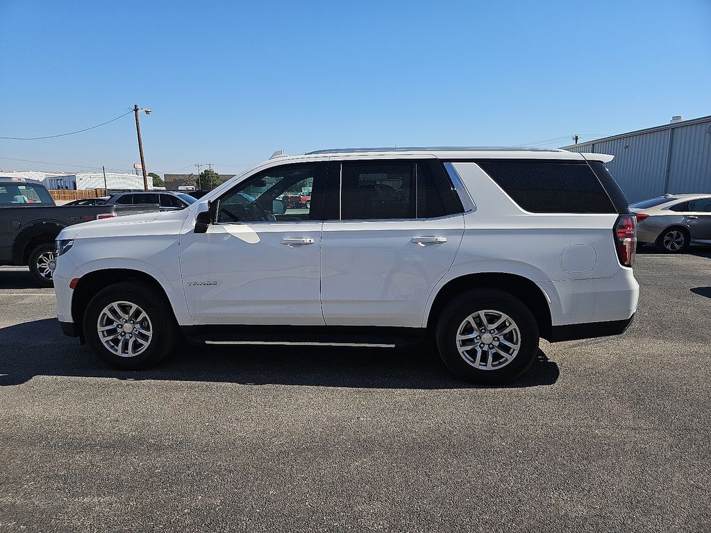 2023 Chevrolet Tahoe LT photo 3