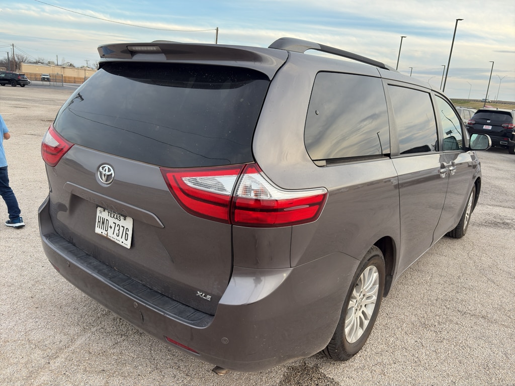 Used 2016 Toyota Sienna XLE 8 Passenger Van
