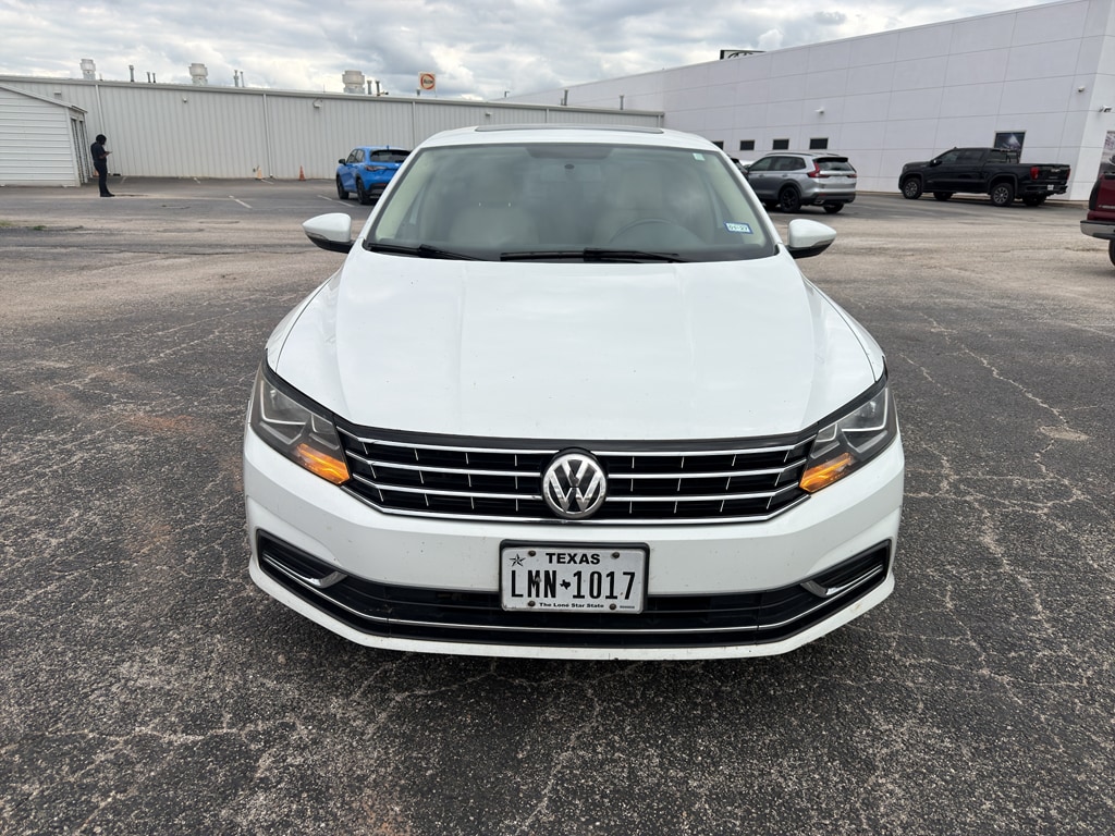 Used 2018 Volkswagen Passat SE with VIN 1VWBA7A36JC001495 for sale in Abilene, TX