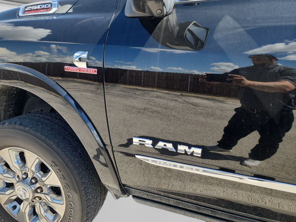 2024 RAM Ram 2500 Pickup Laramie Limited - Photo 10