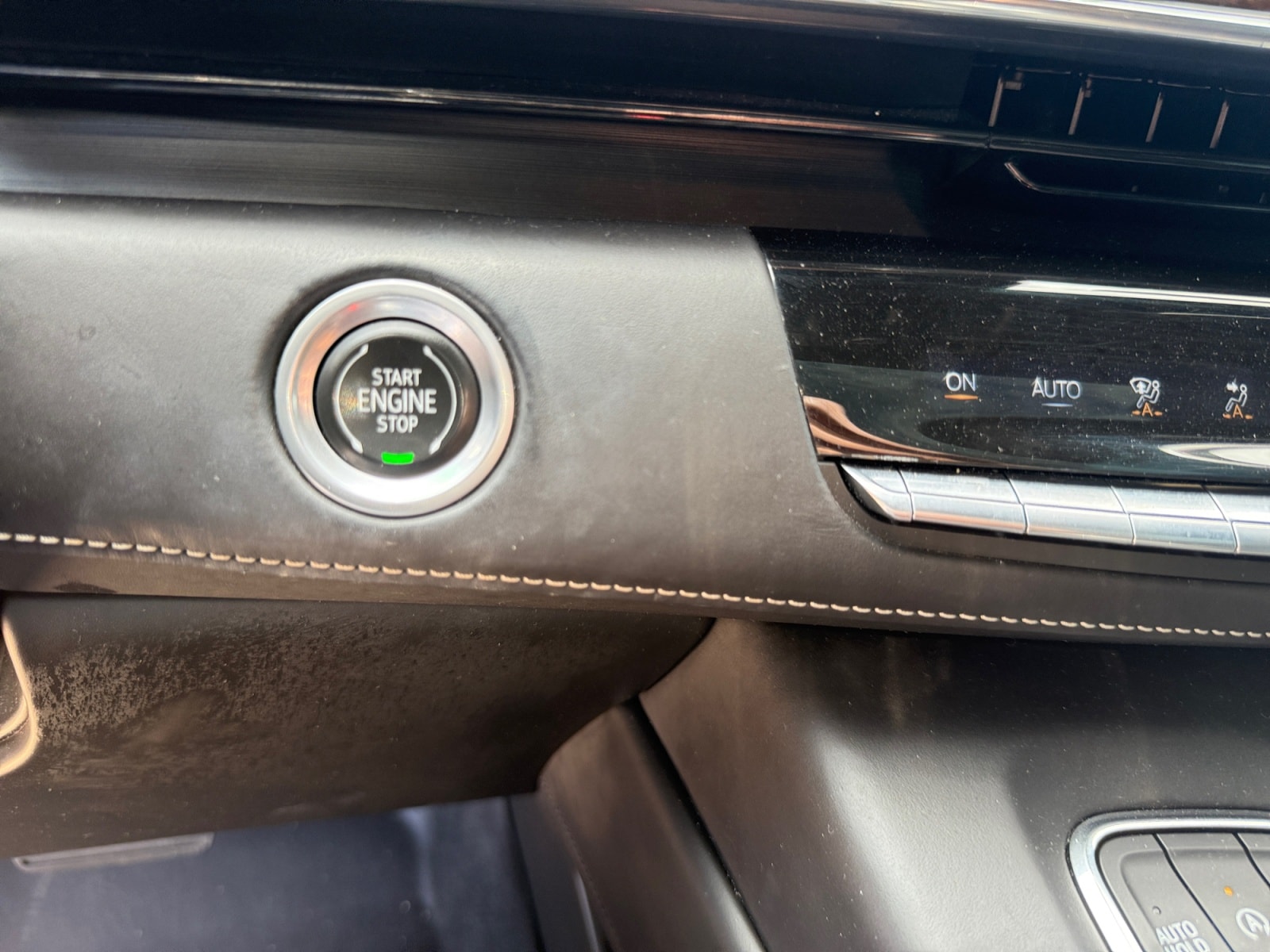 2022 Cadillac Escalade Sport Platinum - Photo 18