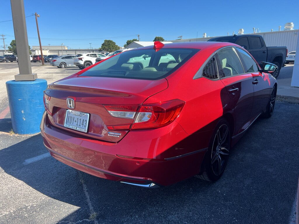 2022 Honda Accord Hybrid Touring photo 4